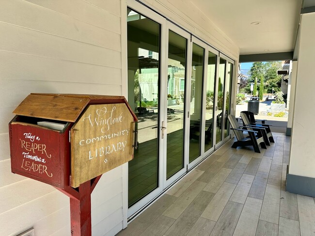 Building Photo - 5701 Surfrider Way
