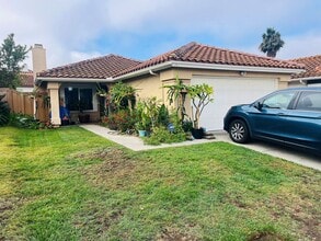 Building Photo - 10943 Shy Bird Ln