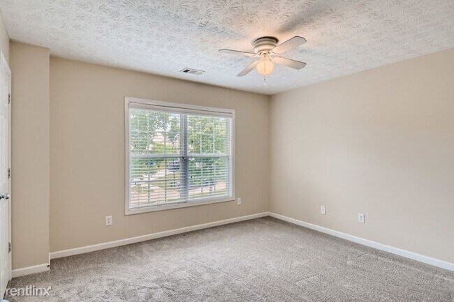 Foto del edificio - 5 br, 3 bath House - 828 Redan Way