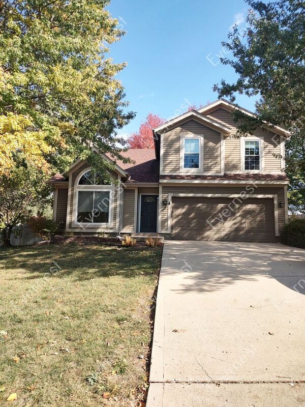 5201 Lakecrest Dr, Shawnee, KS 66218 House Rental in Shawnee, KS