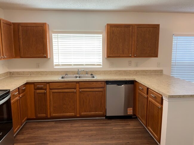 Building Photo - 10959 Darlington Oak Ct