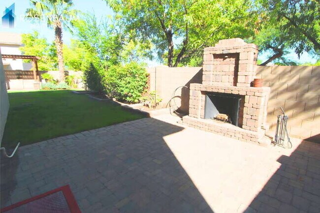 Foto del edificio - 1250 S Palm St