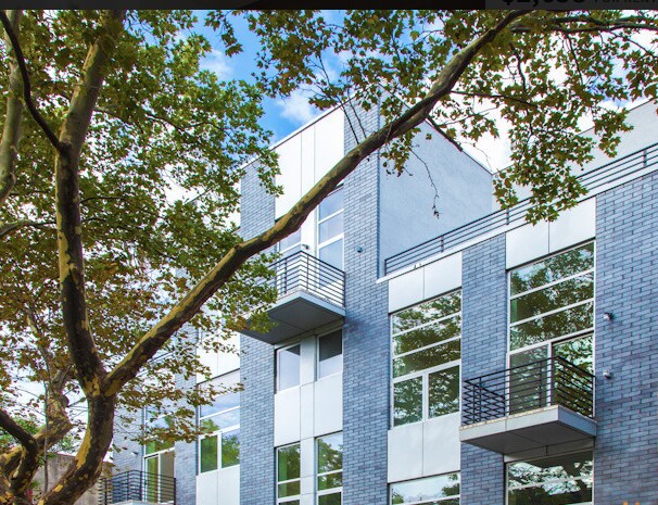 Building Photo - 93 Waverly Avenue