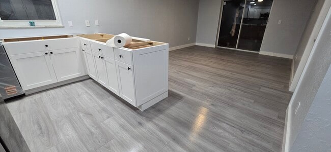 Building Photo - 2044 44th St S