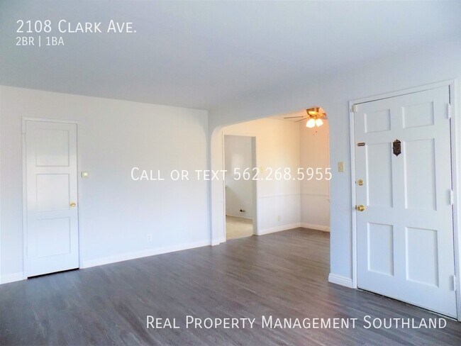 Building Photo - Charming 2BD + 1 Bath House in desirable L...