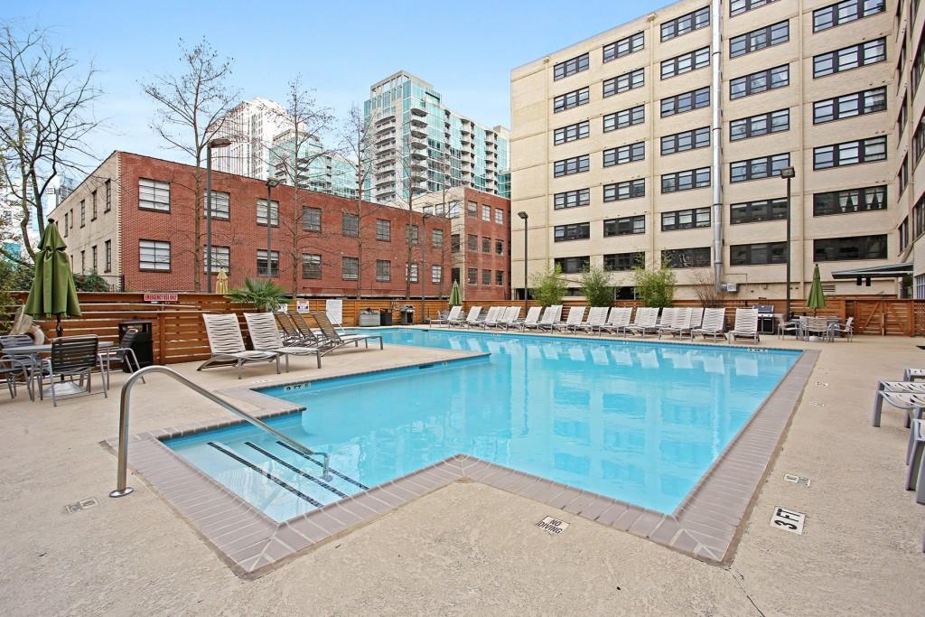 Foto principal - 878 Peachtree St NE