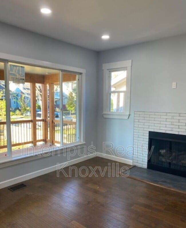 Foto del edificio - 2308 E 5th Ave