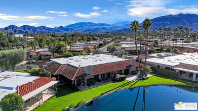 Building Photo - 10 Colgate Dr