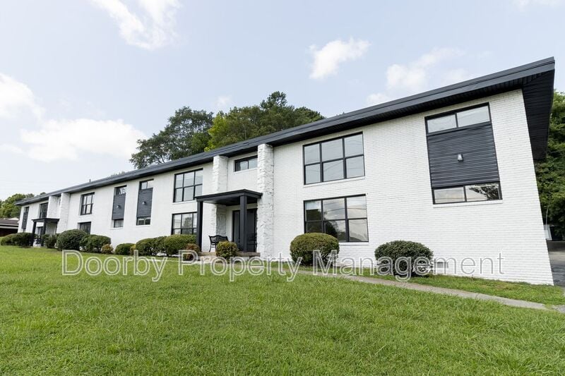 Primary Photo - 513 Donaldson Rd