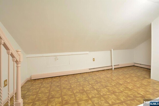 Foto del edificio - 318 Harrington Ave