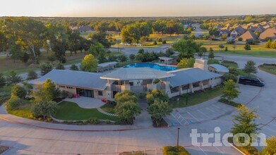 Interior Photo - Tricon Trinity Falls