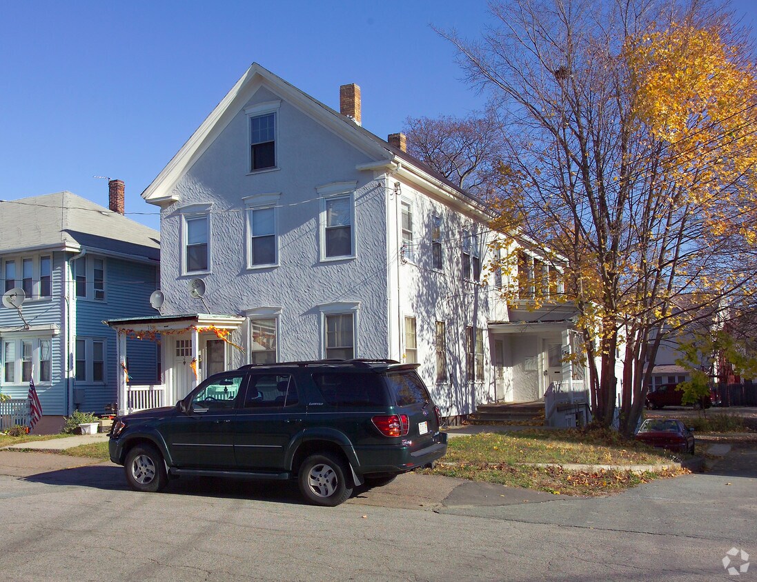 Building Photo - 138 Old Colony Ave
