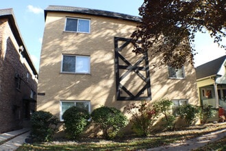 Building Photo - 1130 Dunlop Ave