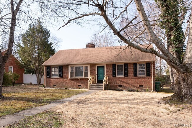 Foto del edificio - 8901 Mapleton Rd