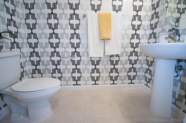 Foto del edificio - 14446 Emerald Pl Wy