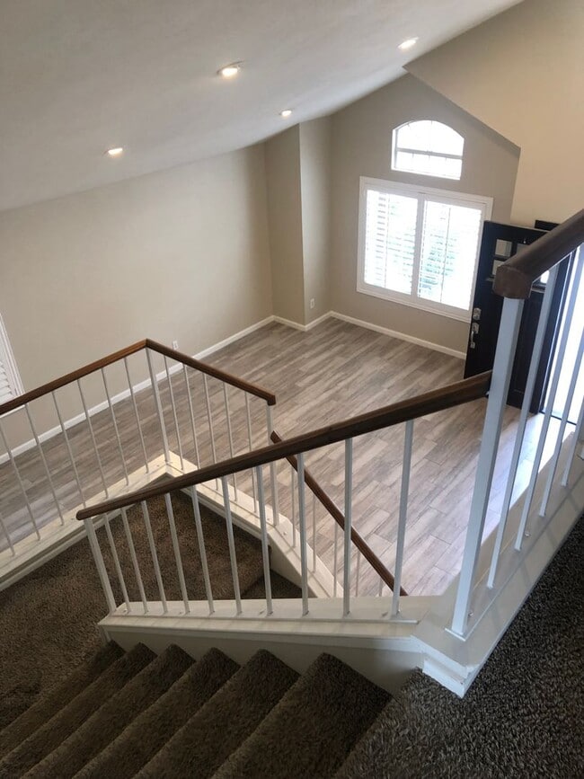 Building Photo - Beautiful home in Woodcrest!