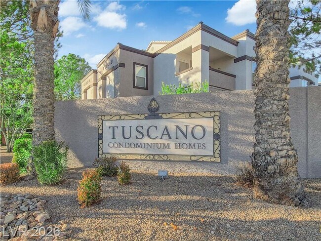 Foto del edificio - Beautiful 2 bedroom condo with garage!!!