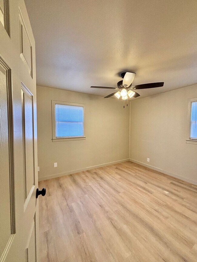Foto del edificio - Now Available - 3 Bedroom Home!!