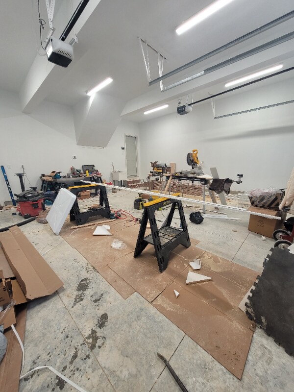 Building Photo - 279 Littleworth Rd