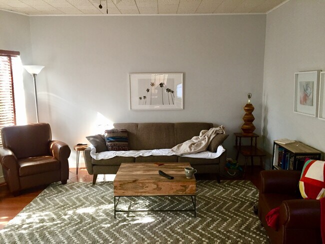 Living room - 1239 24th St