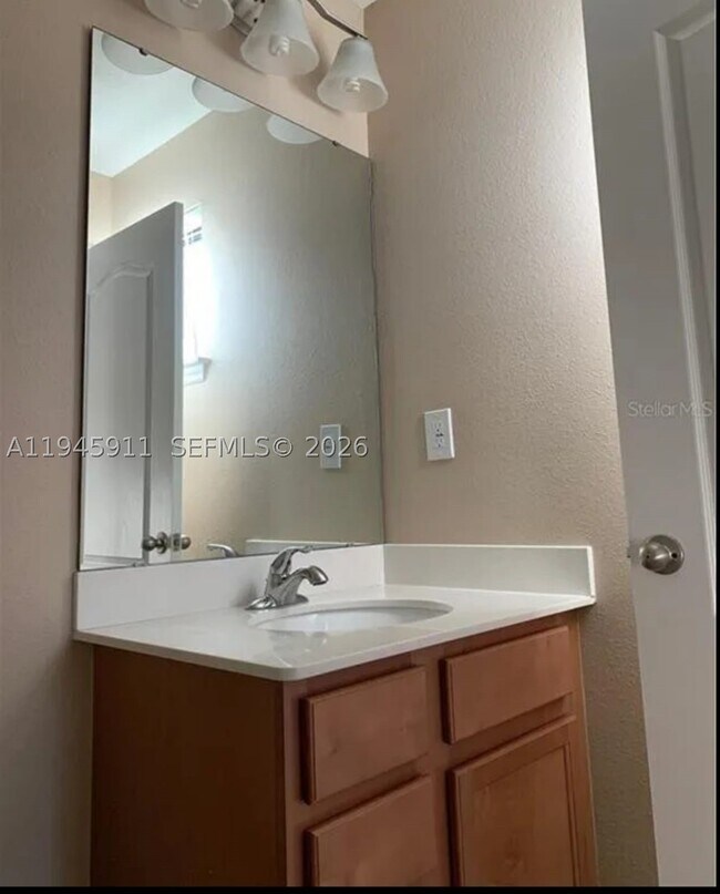 Building Photo - 11016 Tahiti Isle Ln