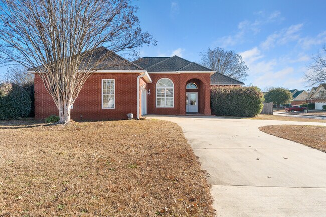 Foto del edificio - 119 Daventry Ln