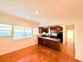 Building Photo - 1536 4th Ave