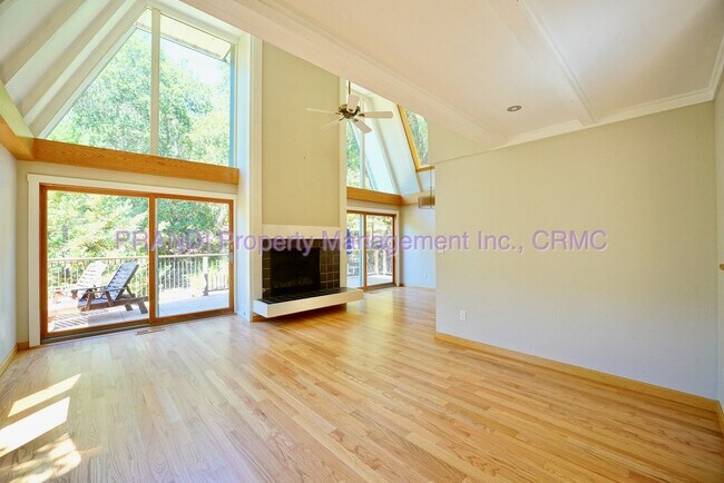 Building Photo - Gated, Private, Serene Home in a Beautiful...