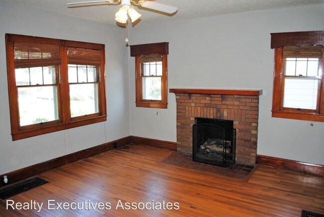 Building Photo - 2 br, 1 bath House - 1116 Fairfax Avenue