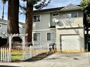 Building Photo - 126 Hunolt St