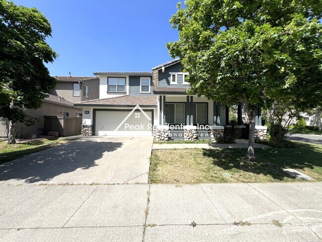 Building Photo - Spacious North Natomas 5bd/2.5ba House wit...