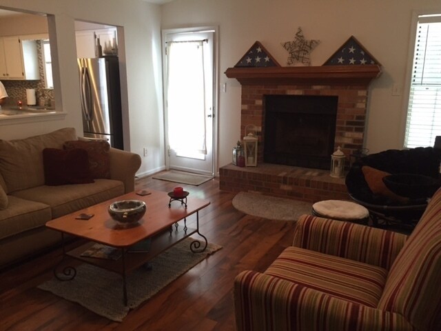 Building Photo - 1350 Crane Crescent