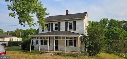 Building Photo - 38 Cedar Rd