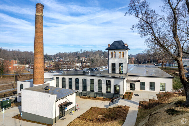 Blue Bell en Lenoir Mills - Blue Bell at Lenoir Mills