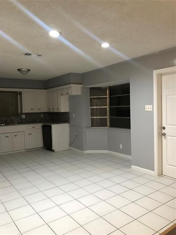 Building Photo - 1721 Santa Maria Ct