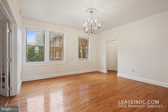 Building Photo - 1725 Lanier Pl NW