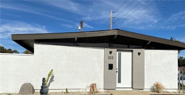 Primary Photo - 303 W Nubia St