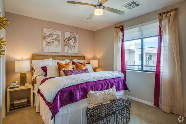 Alta North Central Apartments Phoenix Az Apartments Com