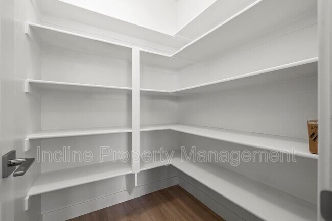 Foto del edificio - 1256 W Brinkerhoff Dr