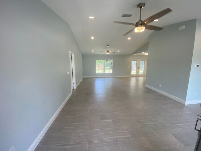 Foto del edificio - Beautiful, Newer Constructed, Unfurnished, Family Friendly, ANNUAL LEASE In Summerfield