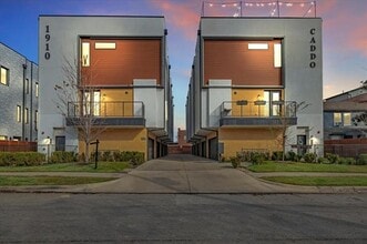 Building Photo - 1910 Caddo St
