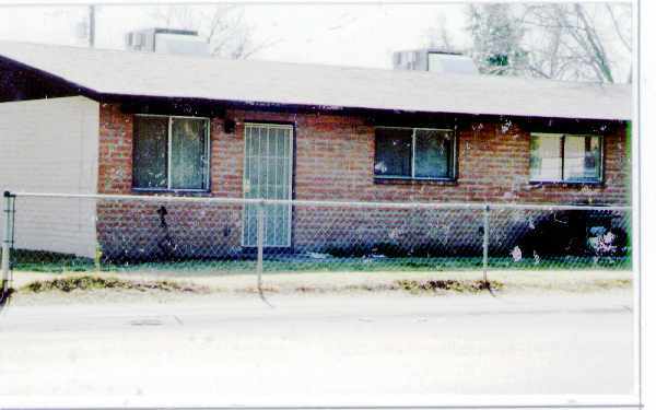 Primary Photo - 2630 N 17th St