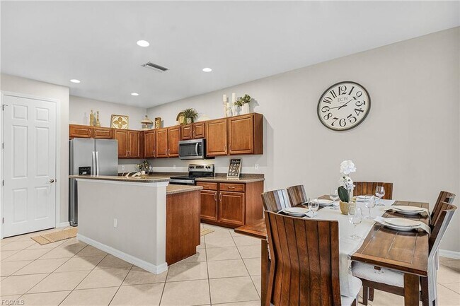 Building Photo - 15678 Angelica Dr