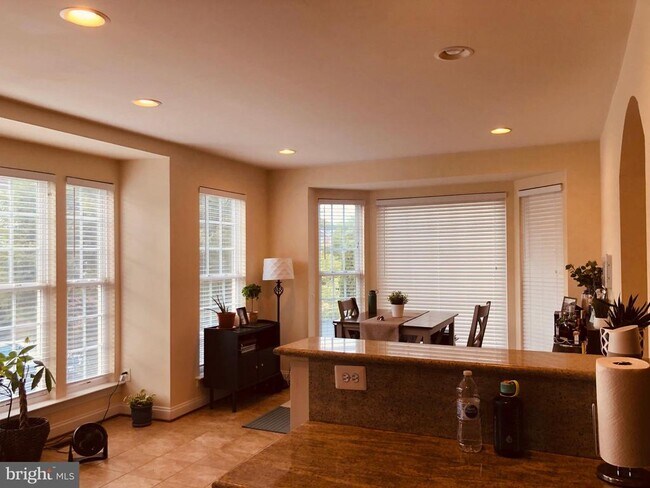 Building Photo - 7579 Grey Goose Way
