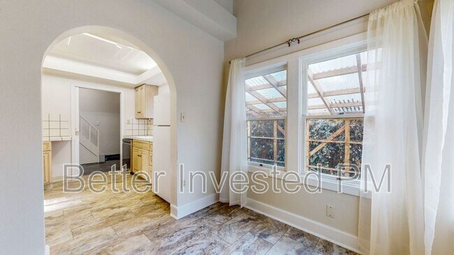 Foto del edificio - 210 Brown St