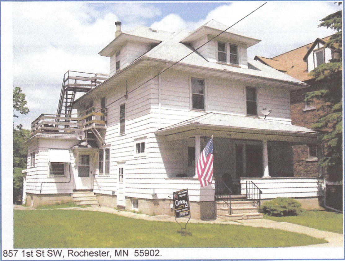 Foto principal - 857 1st St SW