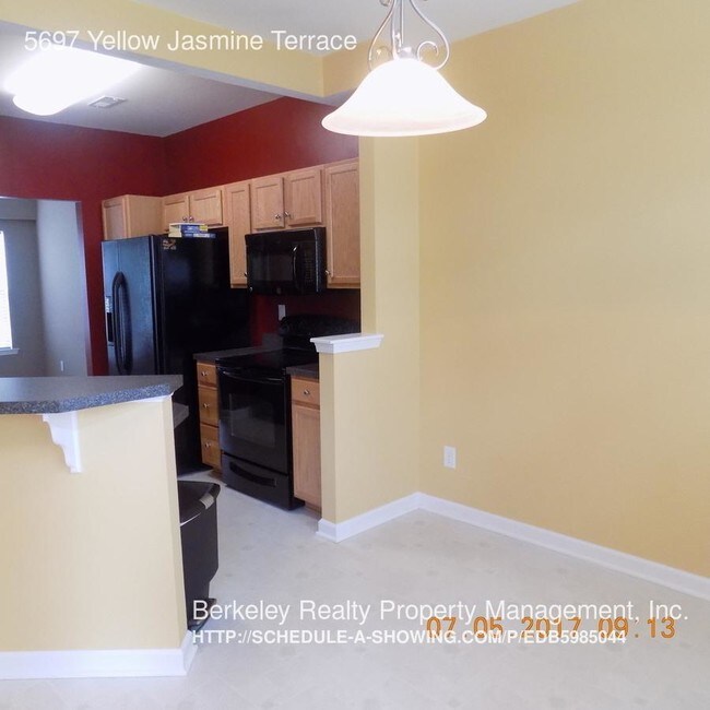 Building Photo - 3 bedroom in Providence Forge VA 23140