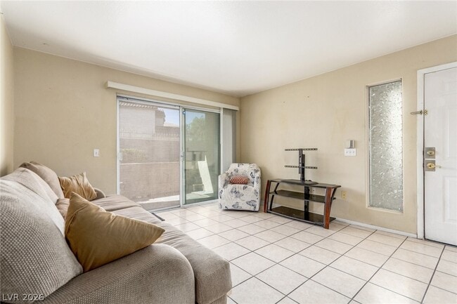 Building Photo - 5710 E Tropicana Ave