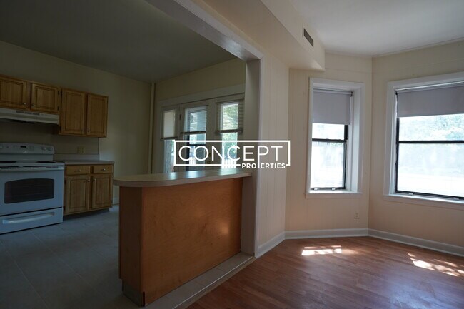 Foto del edificio - 1133 Commonwealth Ave