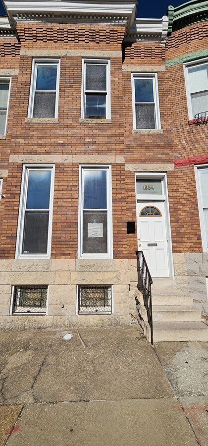 Building Photo - 1934 Mosher St
